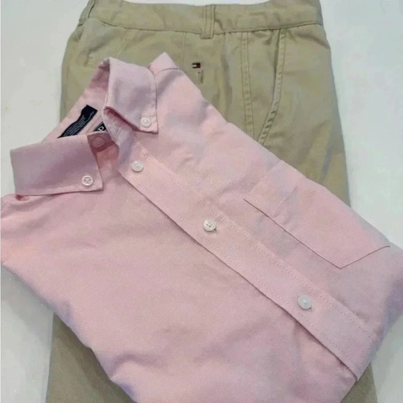 Boys 2 pcs outfit Izod button up shirt sz 14 & Tommy Hilfiger khaki sz 12 - Picture 10 of 11